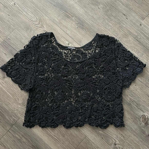 Super cute Express crochet crop - Picture 1 of 3